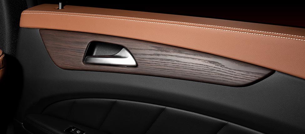 оклейка салона авто под дерево фото 1