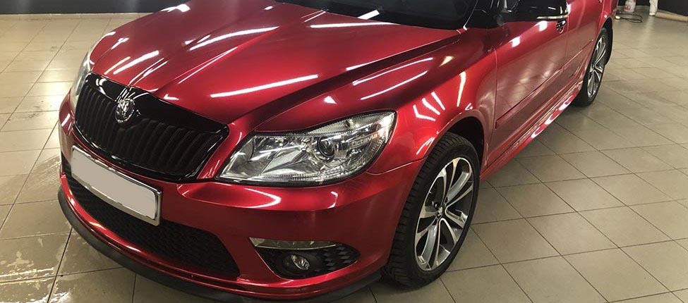 Оклейка красной пленкой